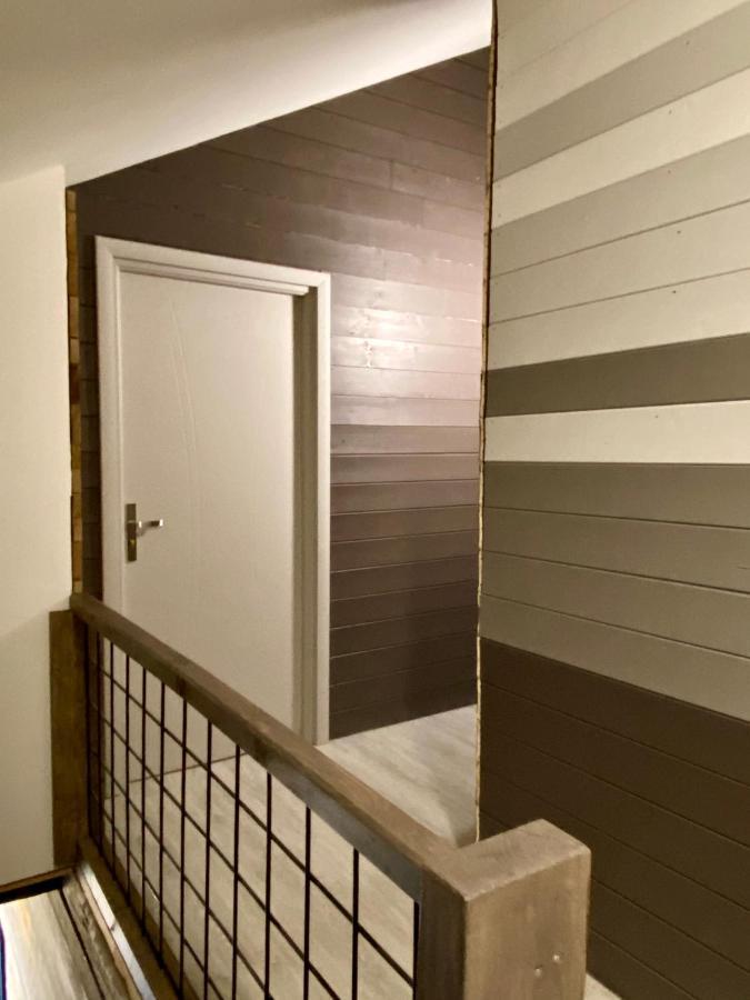 Montigny-sur-l'Ain La Chambre Du Tonneau المظهر الخارجي الصورة